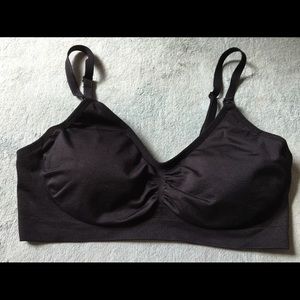 Motherhood Nursing Bra New w/o tags